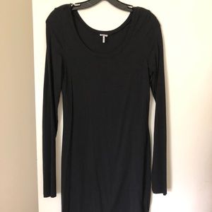 Splendid Classic black dress